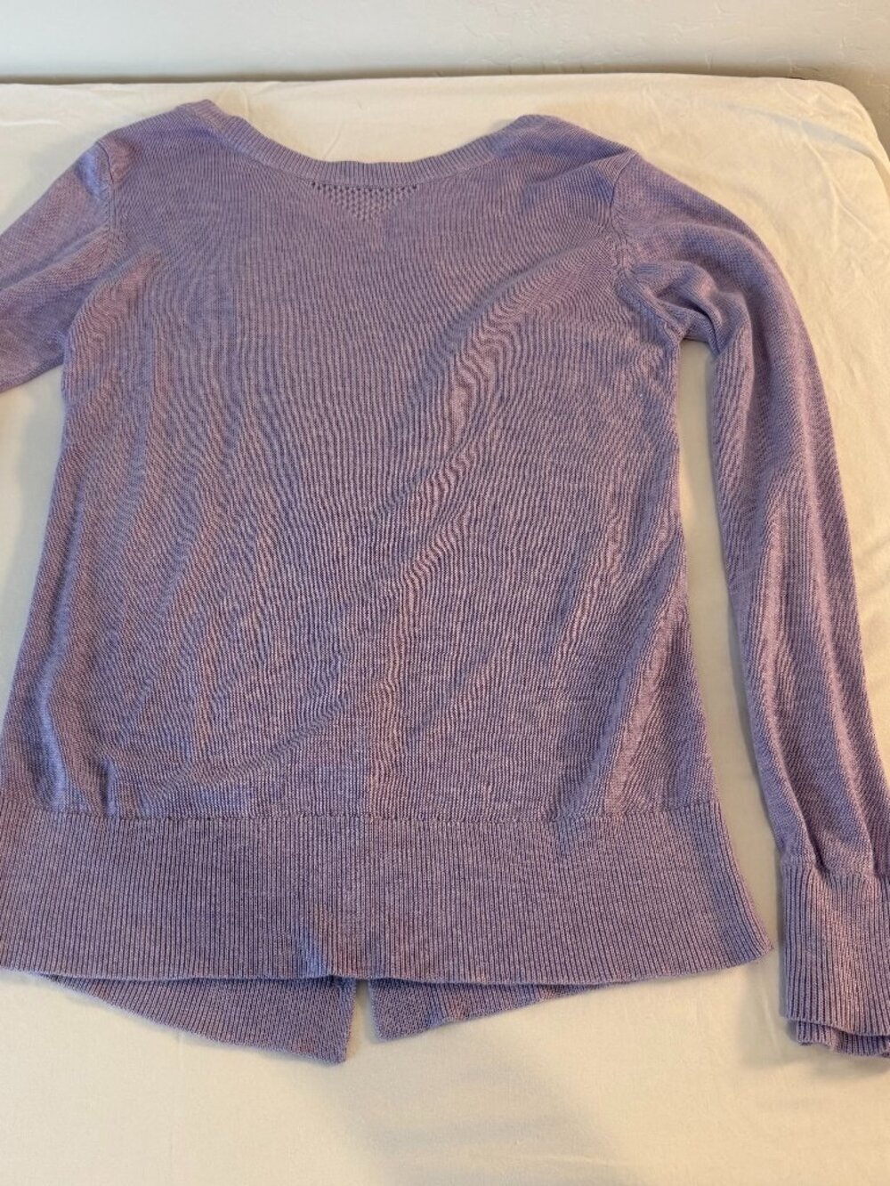 Lululemon Lavender Knit Sweater Womens Medium Purple Lightweight Long Sleeve